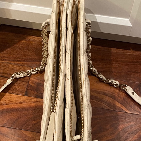 Kate Spade White Quilted Shoulder Bag - Picture 6 of 13